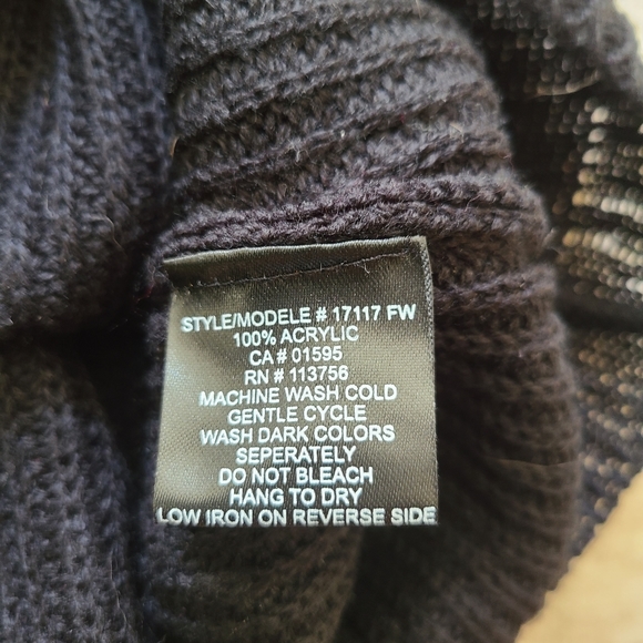 Magazine Women's Knit Acrylic Peekaboo Cold Shoulders Black Sweater - Picture 9 of 12